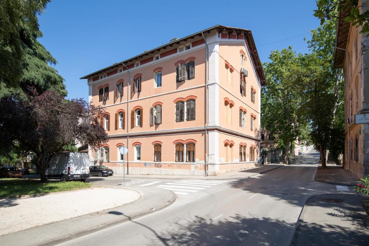 K- Apartments Pula Dış mekan fotoğraf